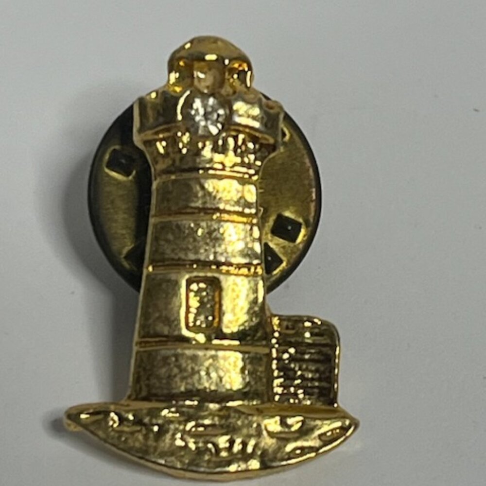 VTG Gold Tone Metal Lighthouse w/Rhinestone Lapel Hat Vest Hat Pin .5"x.75"